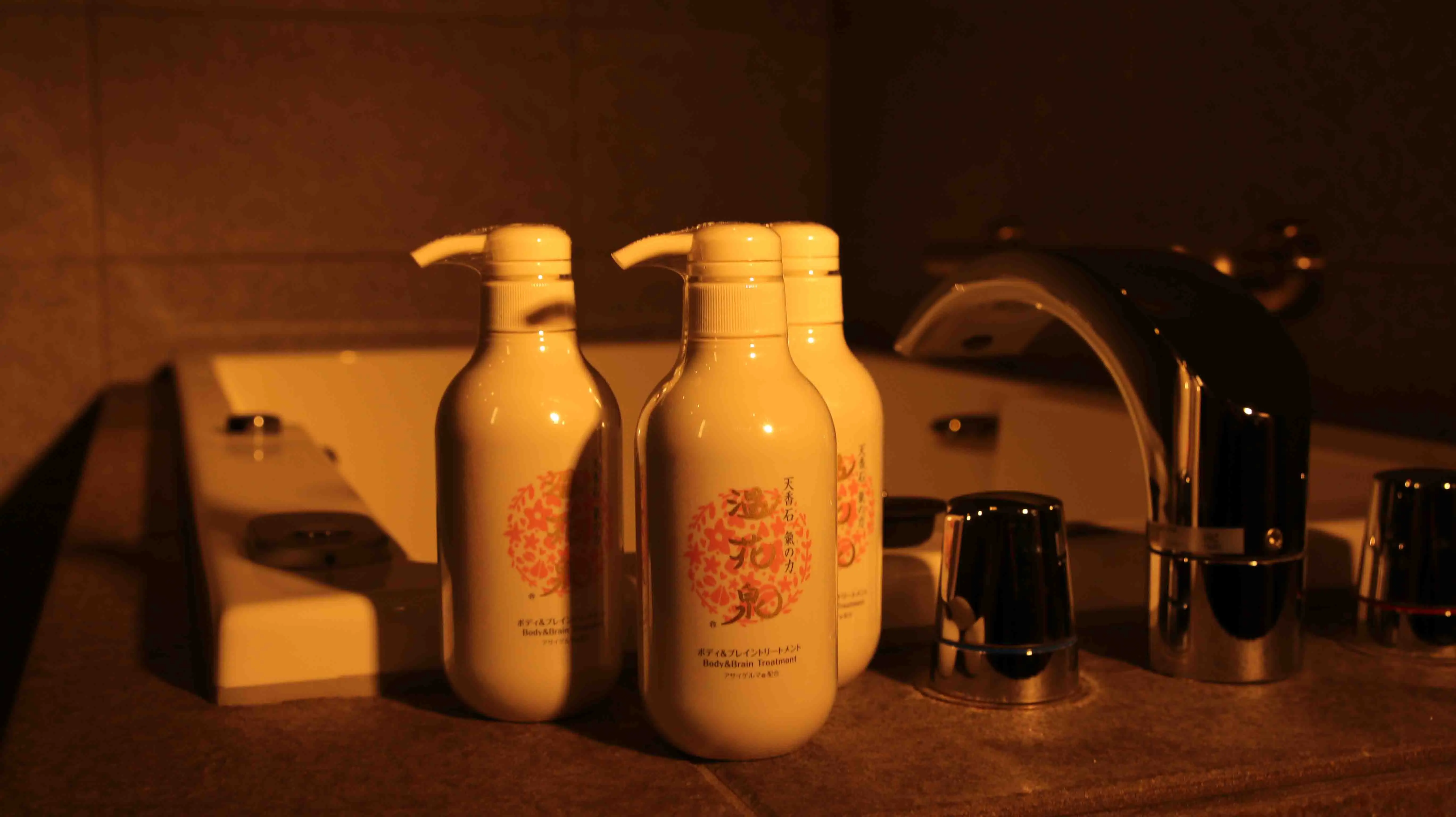 Bottle Bulk Shampoo Shower Gel To Improve Blood And Lymph Circulation