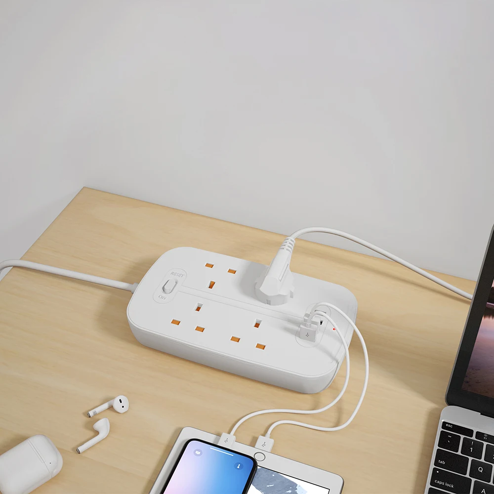 4 Gang UK Standard Plug Socket 2M Extension Cable 4 USB Ports Charging Station Overload Protection Extension Lead With Switch