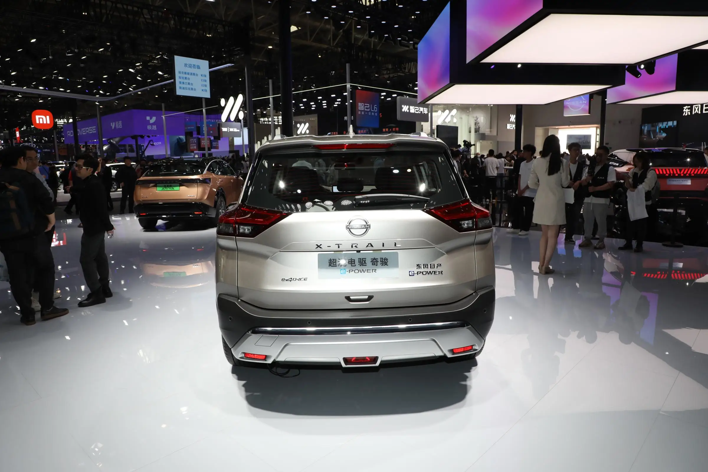 New Trends 2024 new model Nissan X-trail Gasoline electric drive Car 5 seats Dual motor 4WD SUVnew energy vehicles