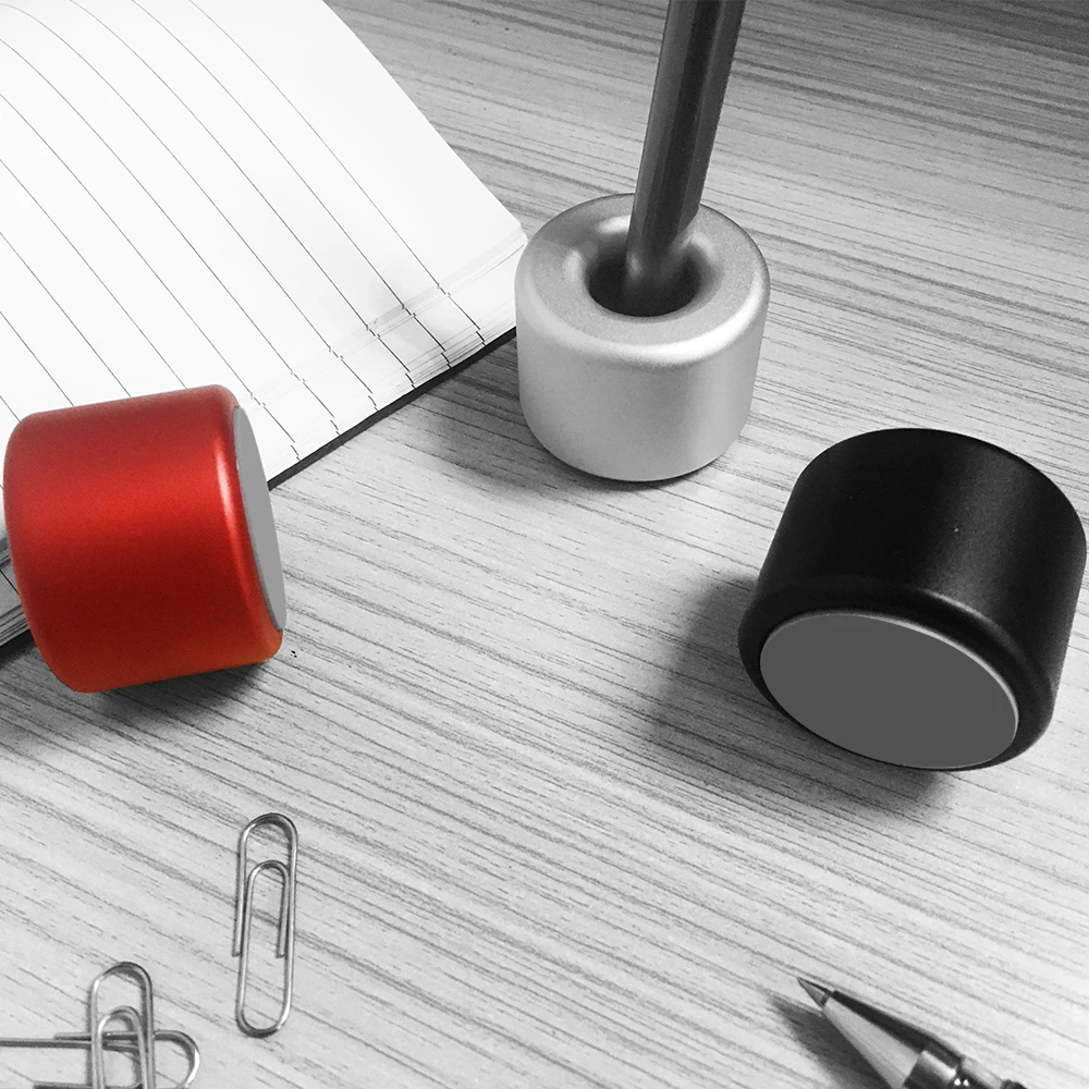wholesale mental pen holder clips metal steady Circular multifunctional pen holder 2023