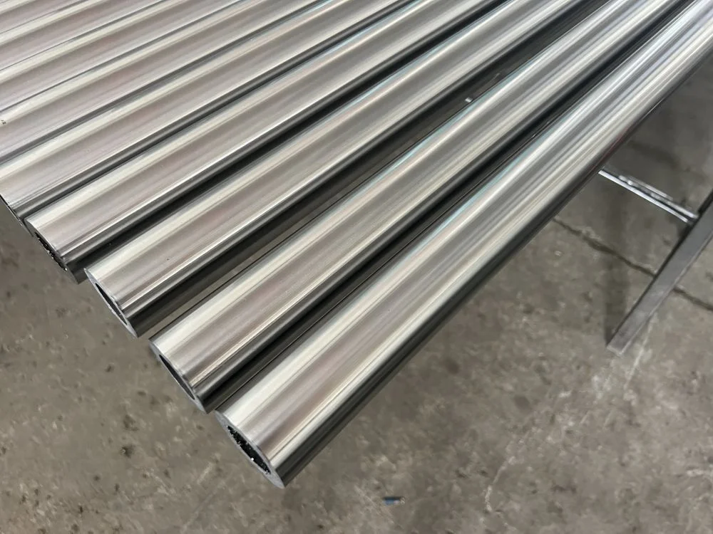 wholesale hot selling SS steel tube 201 304 and 316/L welded/seamless/erw stainless steel pipe