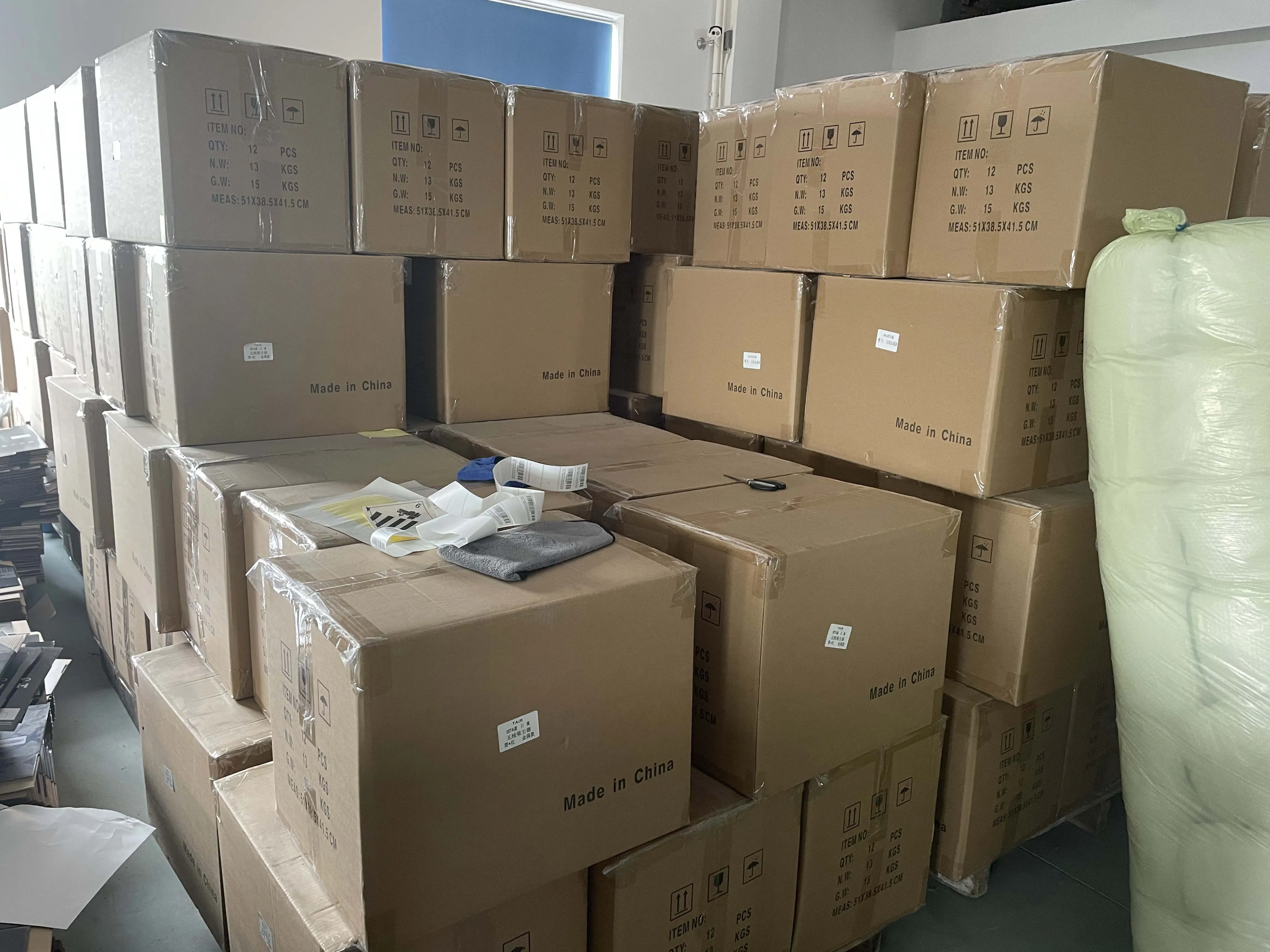 Factory Direct Sale Wet Cordless Portable Mini And Dry Electric Car Vacuum Cleaner 9000 Pa