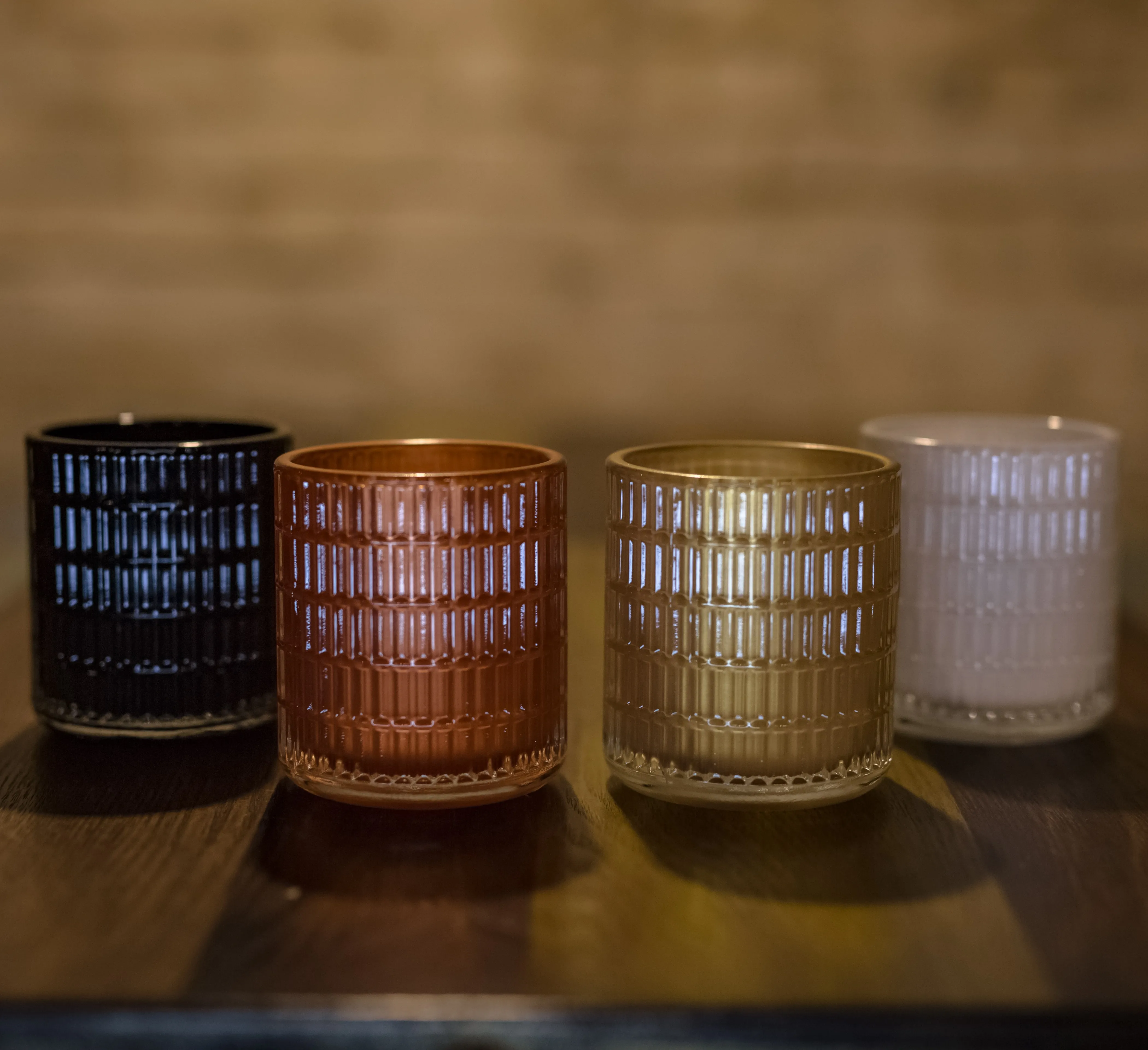 Customize Modern Style Empty Luxury Colorful  Glass Candle Jar  For Candle Making and Home Decoration