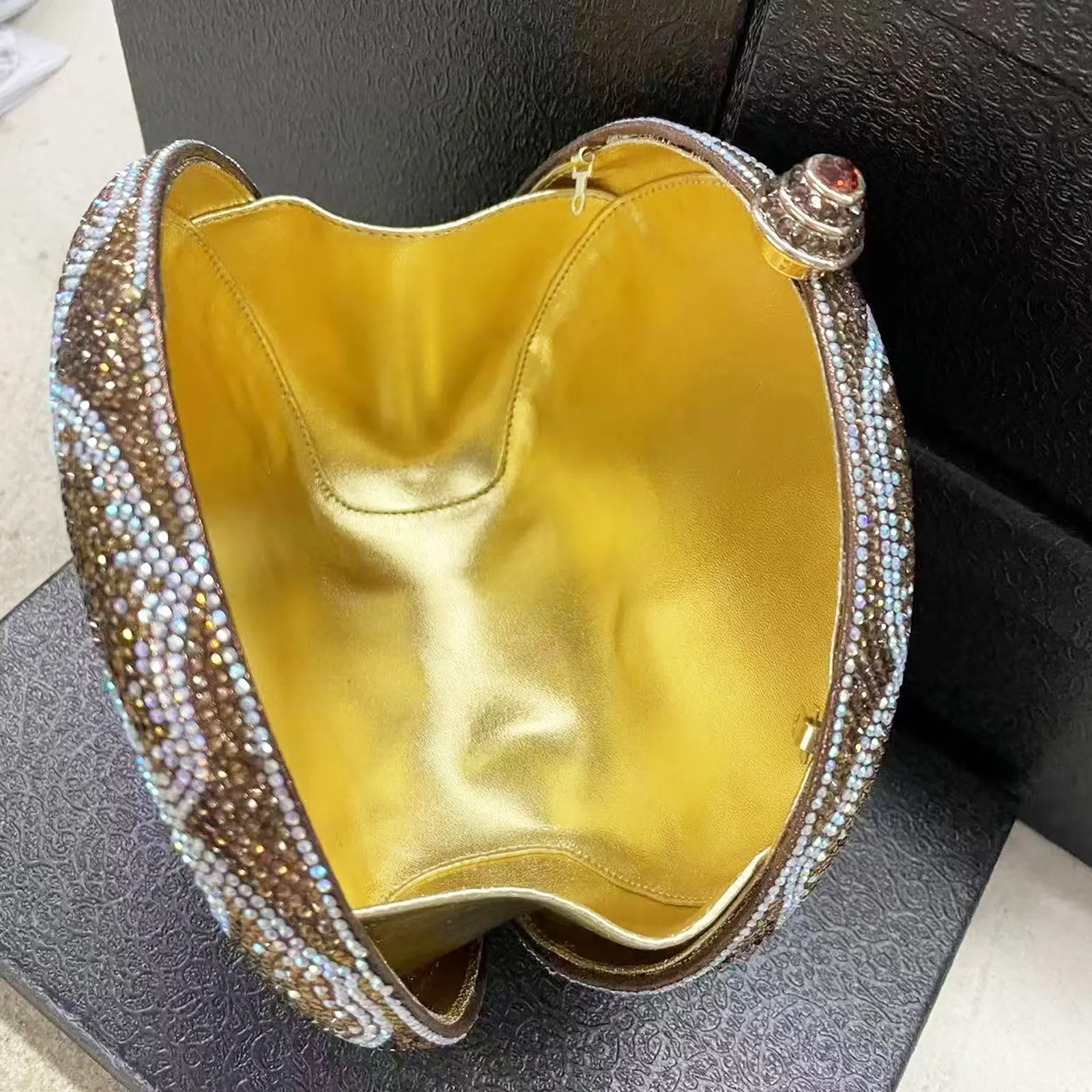 New Hand Strap Party Event Flower Clutch Handbag Wedding Bride Bridesmaid Rhinestone Purse Diamond Crystal Evening Bag Women