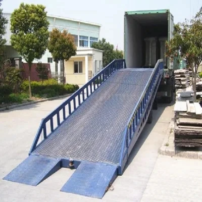 Portable loading dock ramp mobile container loading and unloading forklift work platform