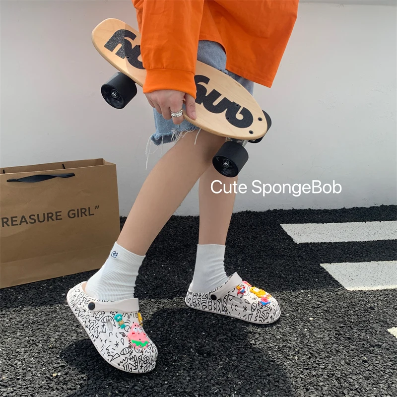 New net red step on the poo feeling baotou slippers female wearing clogs summer platform increase beach sandals male wholesale