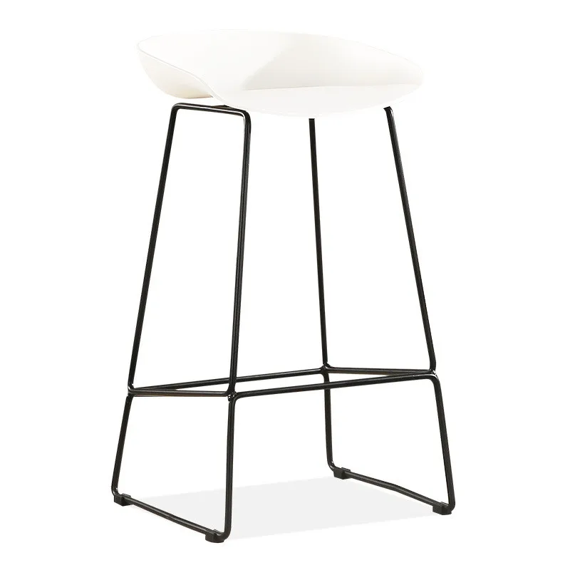 Latest Nordic Design plastic seat iron metal 4 legs high bar chair bar stool with footrest