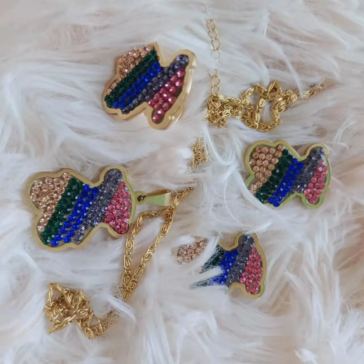 18 K Gold Plating Diamond Heart Bear Stainless Steel Jewelry Set for Woman with Finger chain