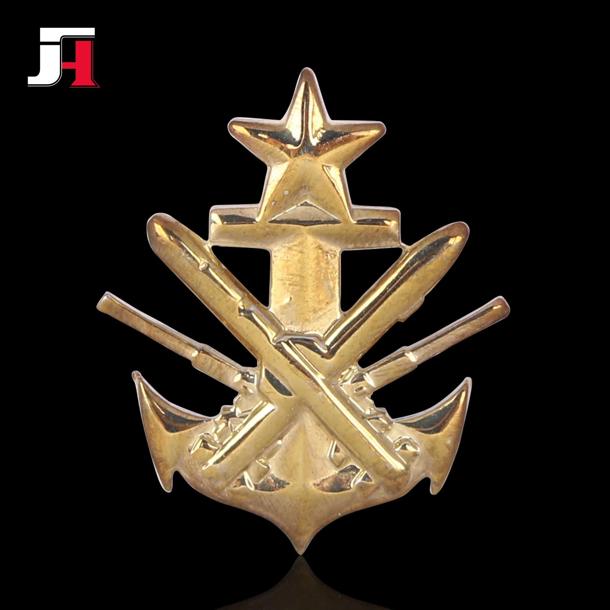 Chinese manufacturer high quality club enamel pin custom metal lapel pin golden Eagle badge