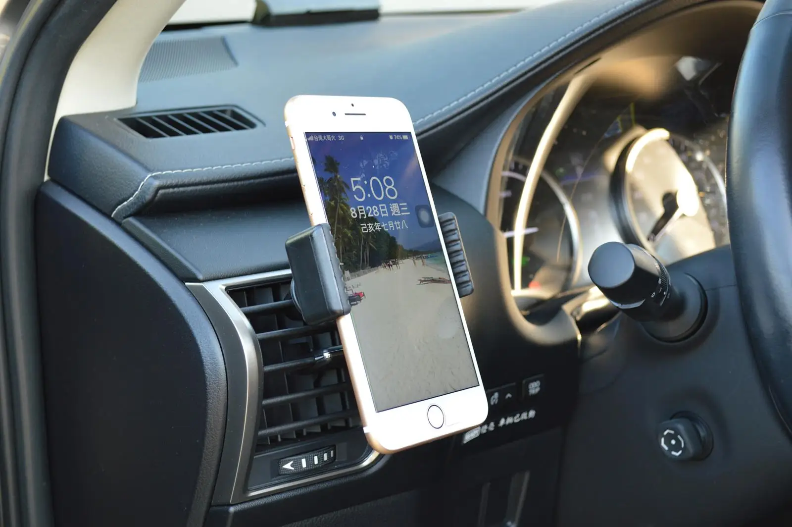 
360 Roating Car Air Vent Mobile Phone Holder 