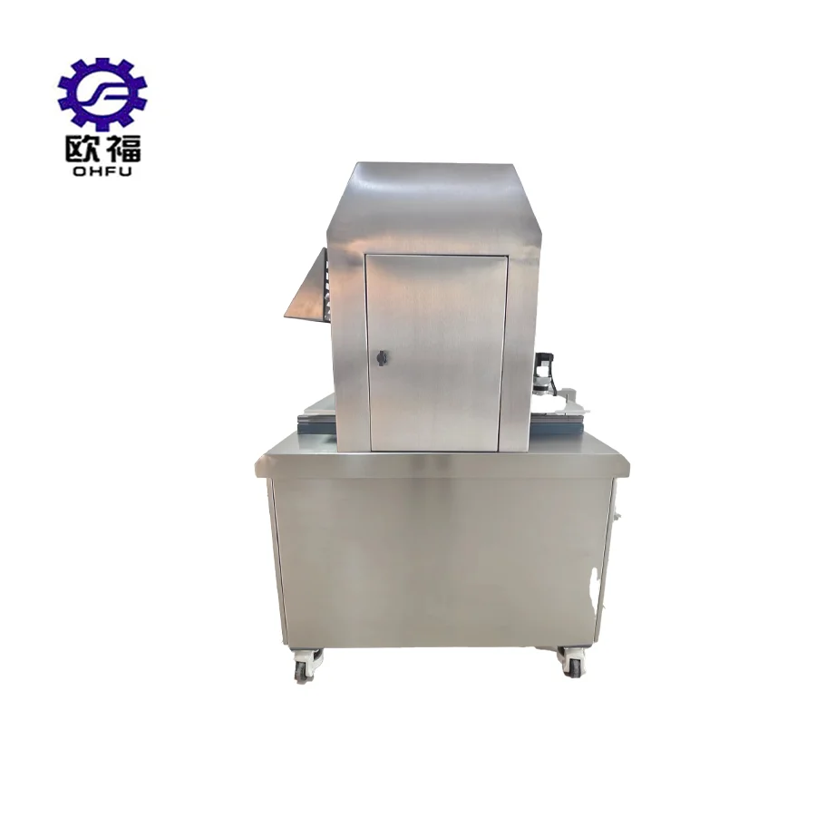 Efficiency Automatic Cutter Cake Slicer Automatic Machine Small Cake Dessert Making Machine for Bakery Shop