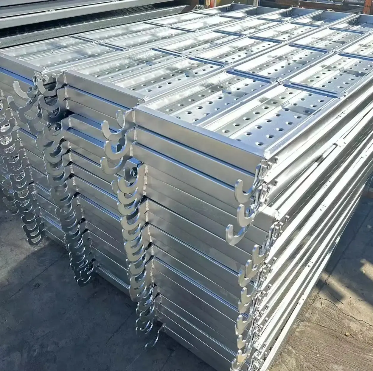 Professional High Quality Ringlock Steel Scaffolding for Hotel Construction for Andamios Echaffaudage Ring Lock Scaffoldings