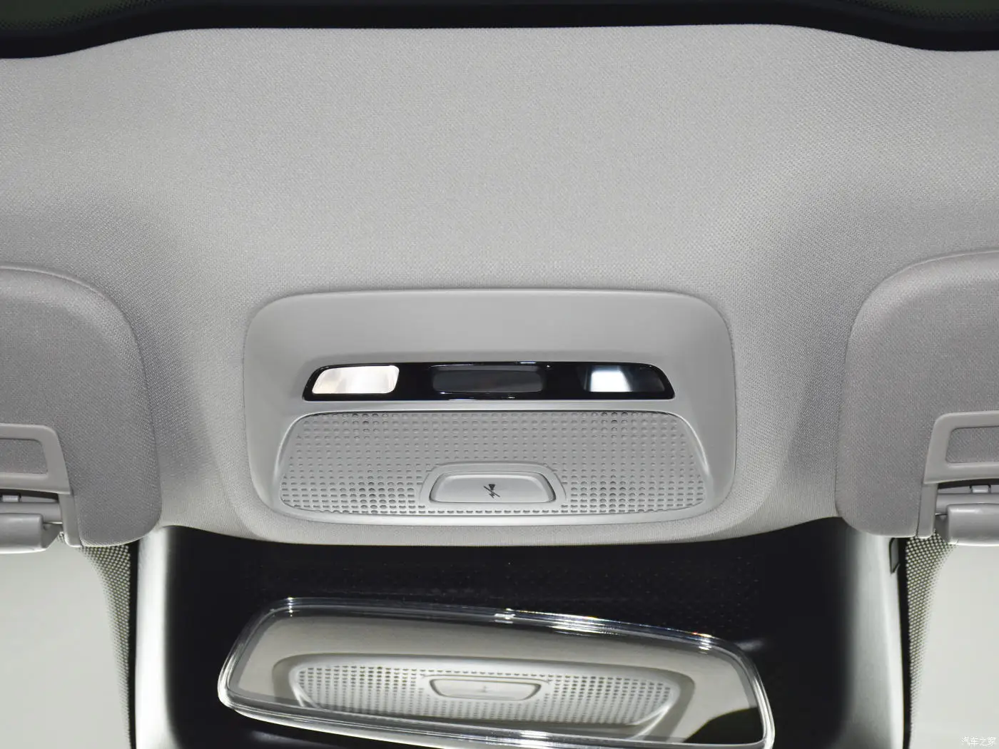 Factory Direct Sales Xiaopeng P7 High-speed Electric Car, High-speed Electric Coupe, 4-door 5-seater Long-range Electric