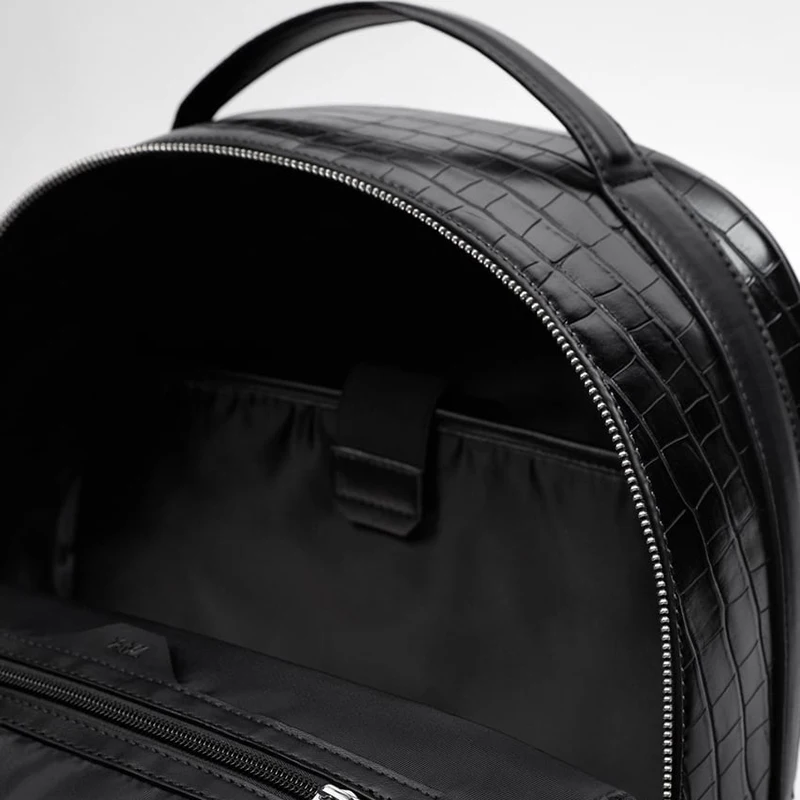 custom logo high quality new embossed crocodile pattern leather ashion backpack men