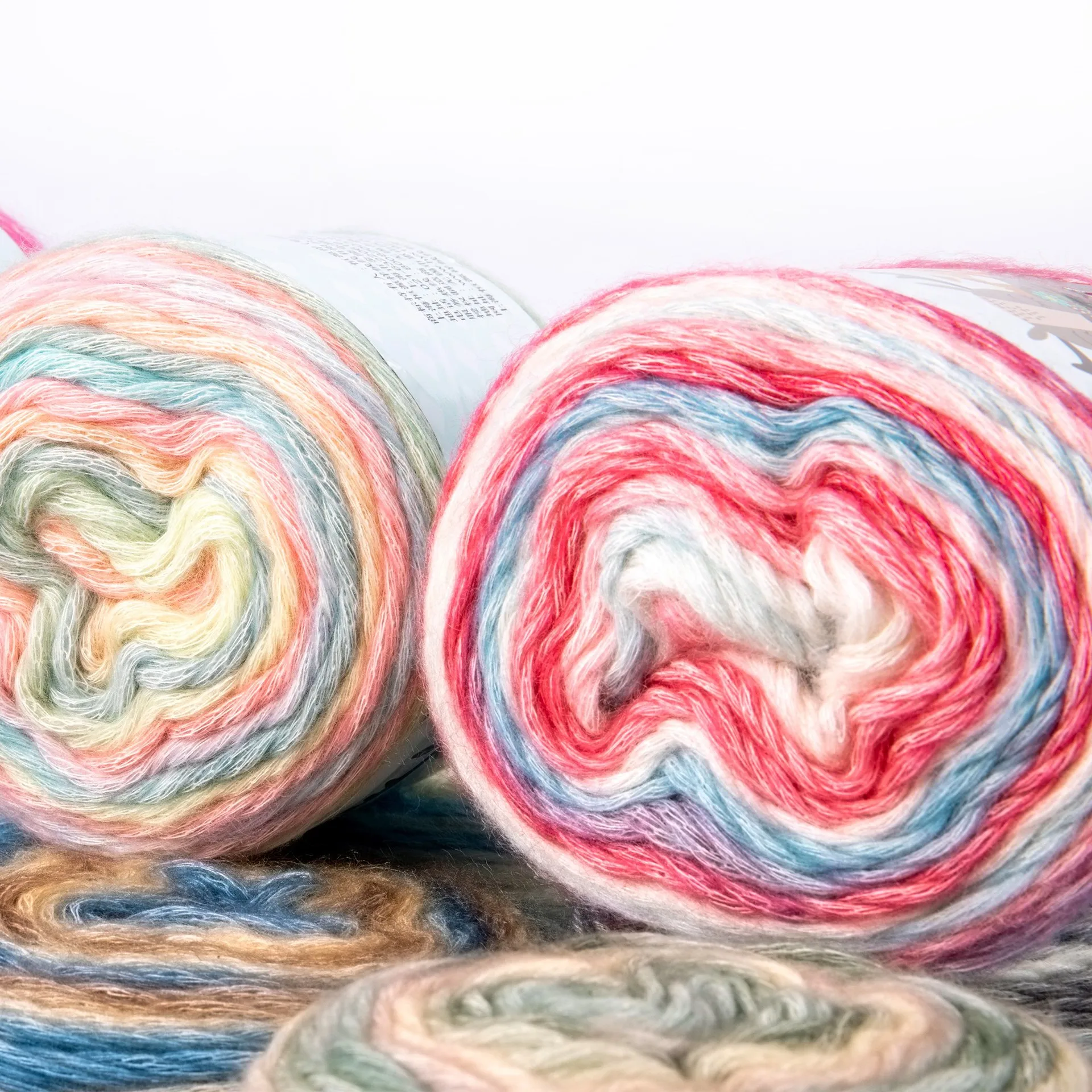 
Popular Rainbow Cake Thread Sprayed Cotton Blended Yarn for DIY Knitting and Crocheting 