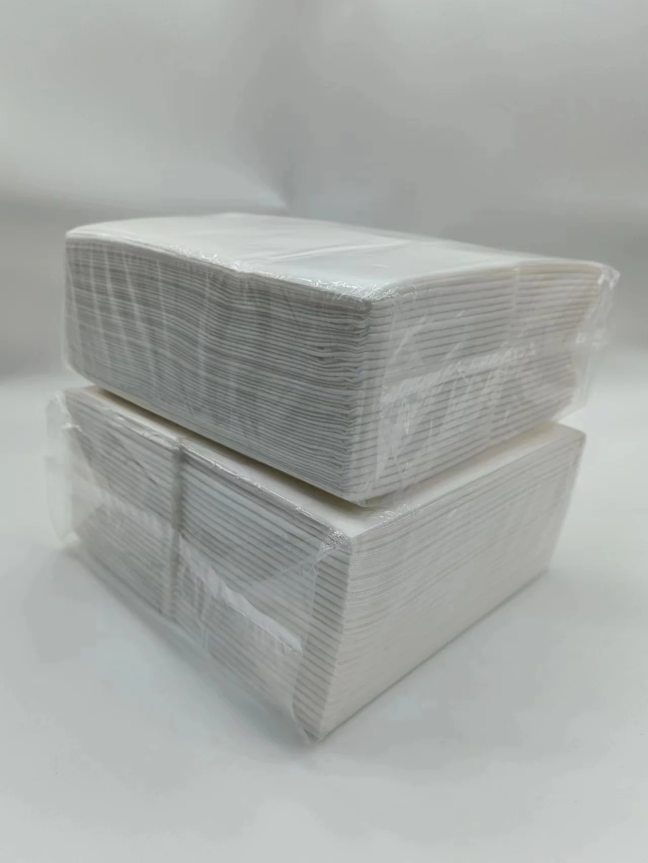 AIRLAID NAPKIN,  55gsm 1/4 or 1/8
