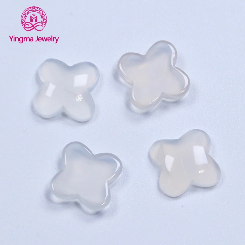 Loose natural smooth white agate gemstone four-leaf clover shape 12*12 mm natural beaded agate stones for decoration gift crafts