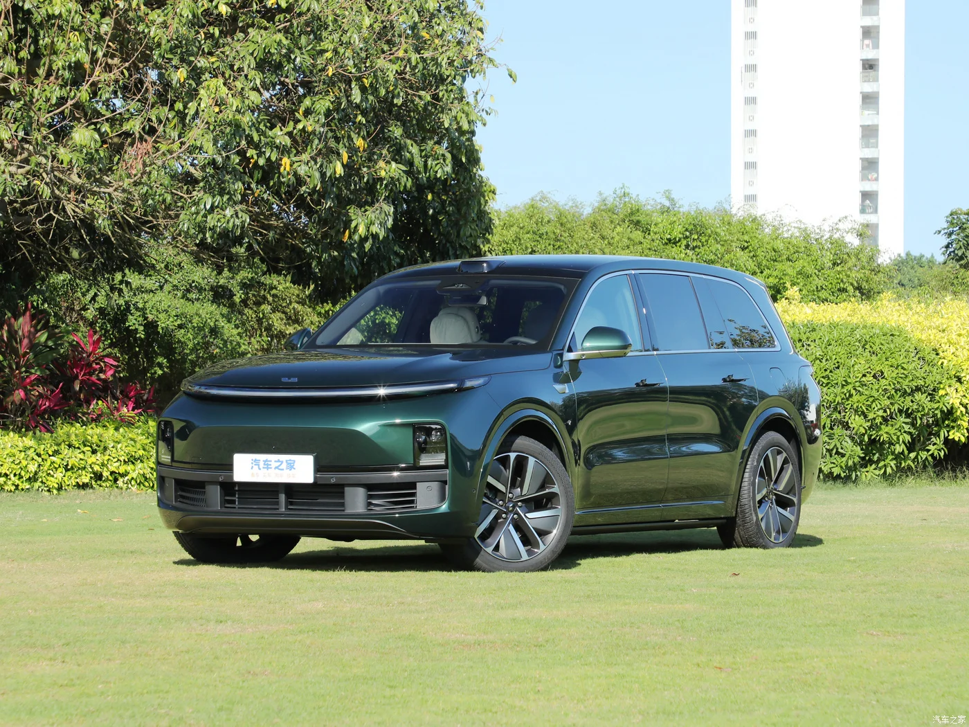 Лидер продаж 2024 Li Auto L9 Ультра версия идеальный Интеллектуальный внедорожник с двойным двигателем 4WD Гибридный Электромобиль для счастливой семьи