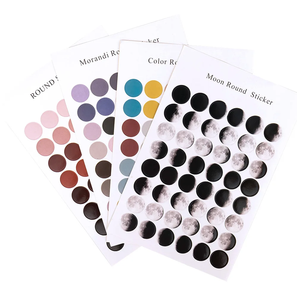 Цветная декоративная наклейка в горошек