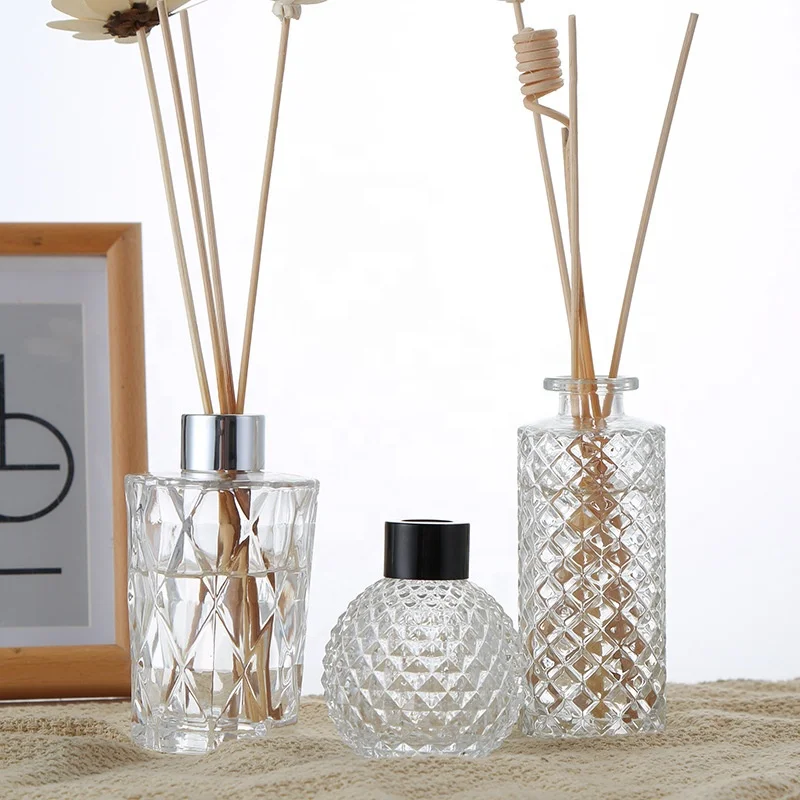 High Quality Luxury Glass Reed Diffuser Bottle Empty Aromatic Reeds for Perfume Oil Fresh Feature for Office Boxed Packed