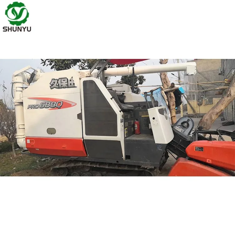 high quality used Japan KUBOTA PRO688Q rice combine harvester