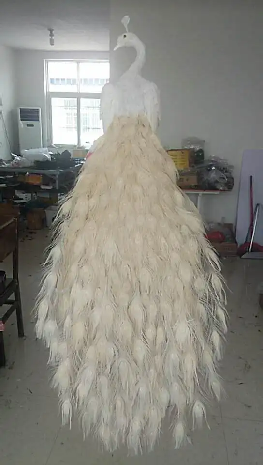 New Style Wedding Photography Welcome Area Decoration Artificial White Peacock For Exhibition