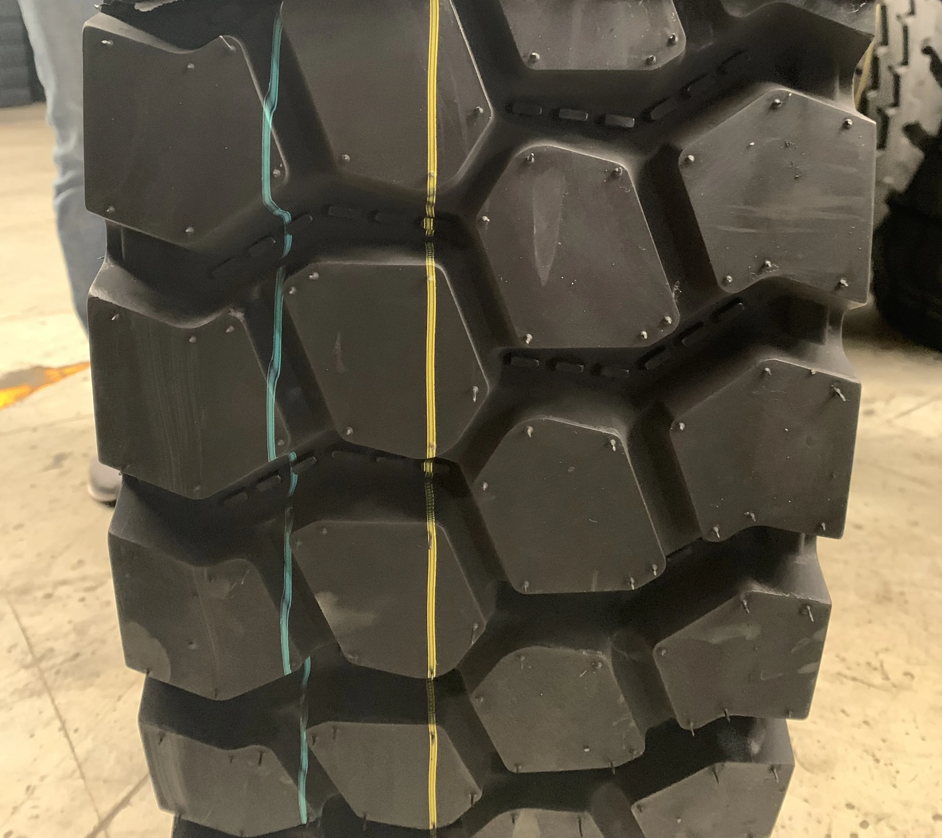  FRIDERIC CHILONG 918 труба клапан 12. 00r20 тяжелые грузовые шины