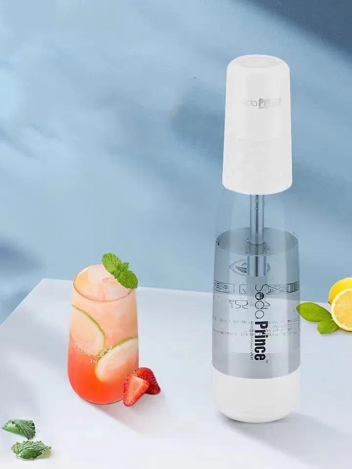Portable Drinkmate  Sparkling Soda siphon head maker Manual Desktop Home BPA Free Eco Plastic Hand Press Carbonated Soda Maker