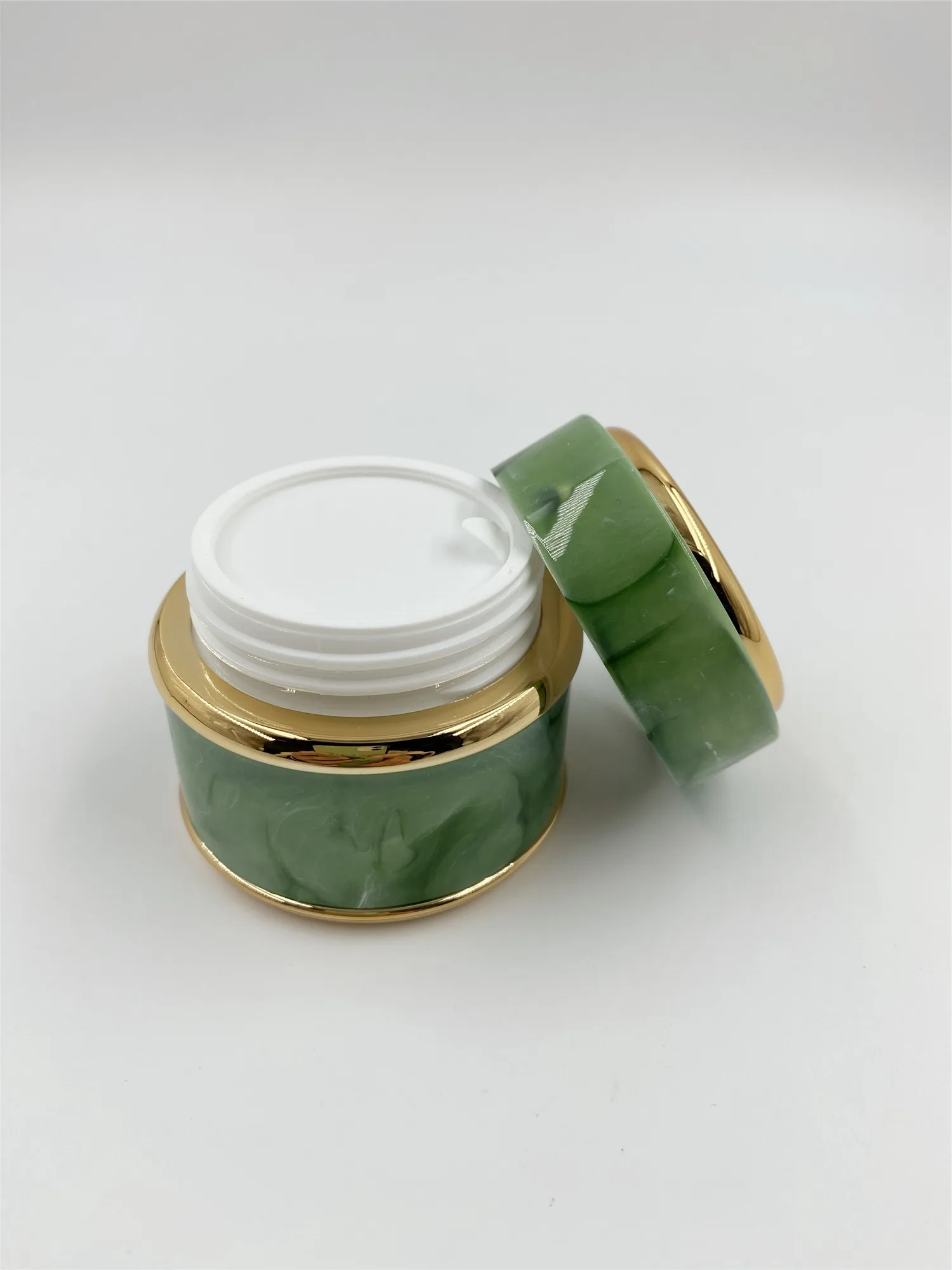 Cream Jar acrylic Very Nice Anti Falling Cosmetic Packaging Cream Cosmetic Glass Jar With Free Samples Use Cosmetics