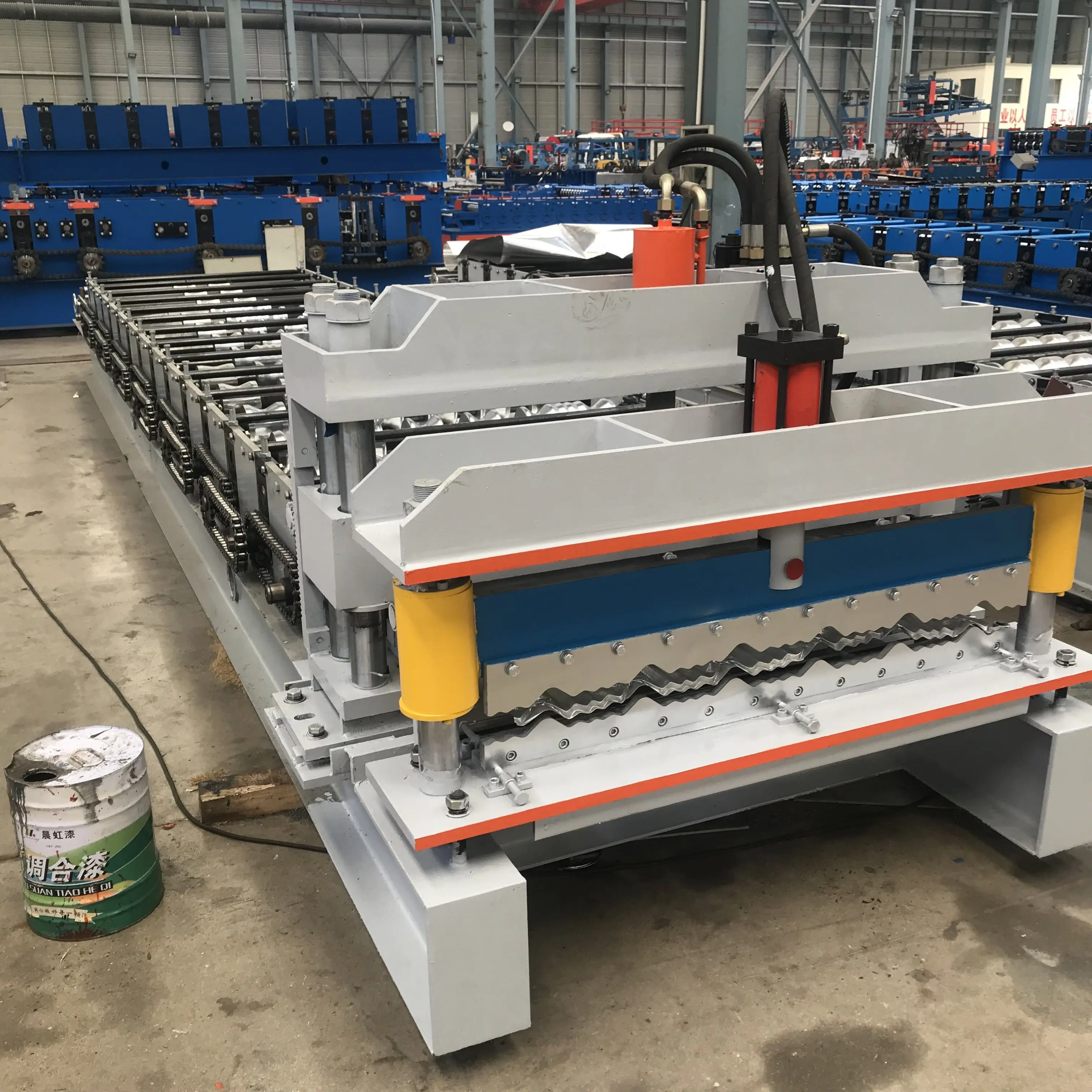 Factory Wholesales Metal Roof Tile Sheets Building Material Roof and Wall Panel Roll Forming Machine