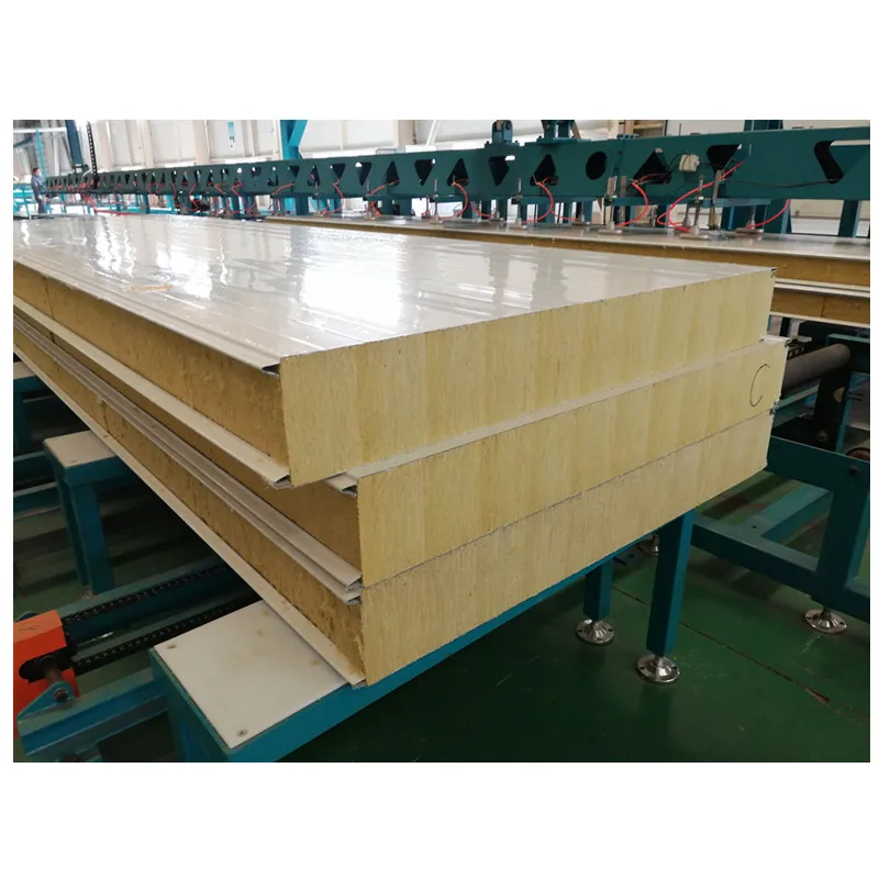 Heat Insulated PUR/PIR/ Rock wool Factory Price Sandwich Wall Roof Panel