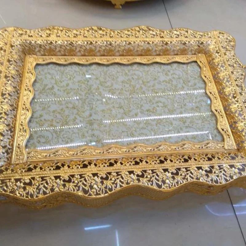 2023 Latest Rectangular Mirror Tray With Double Ear Handles Golden Fruit Snack Tray Made Of Iron Carving Technology