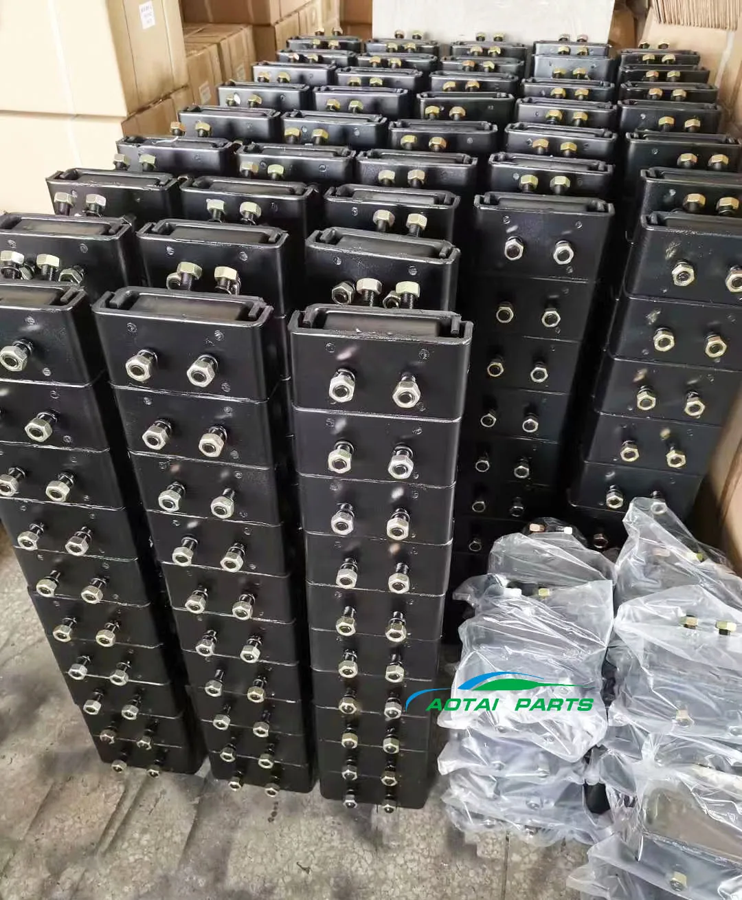 NPR Engine Bracket 8-97120497-1 for ISUZU 8972016710/8971204971