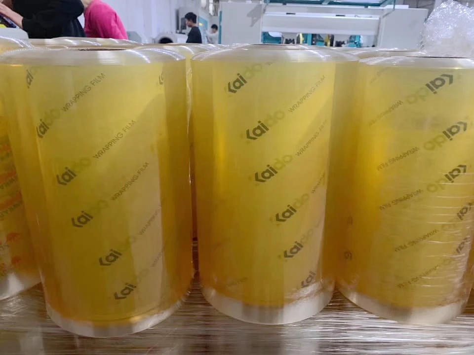 Microwave Plastic Film Cling Stretch Wrap Roll 40CM  1500M Jumbo Roll Food Grade PVC Mushroom Cling Film