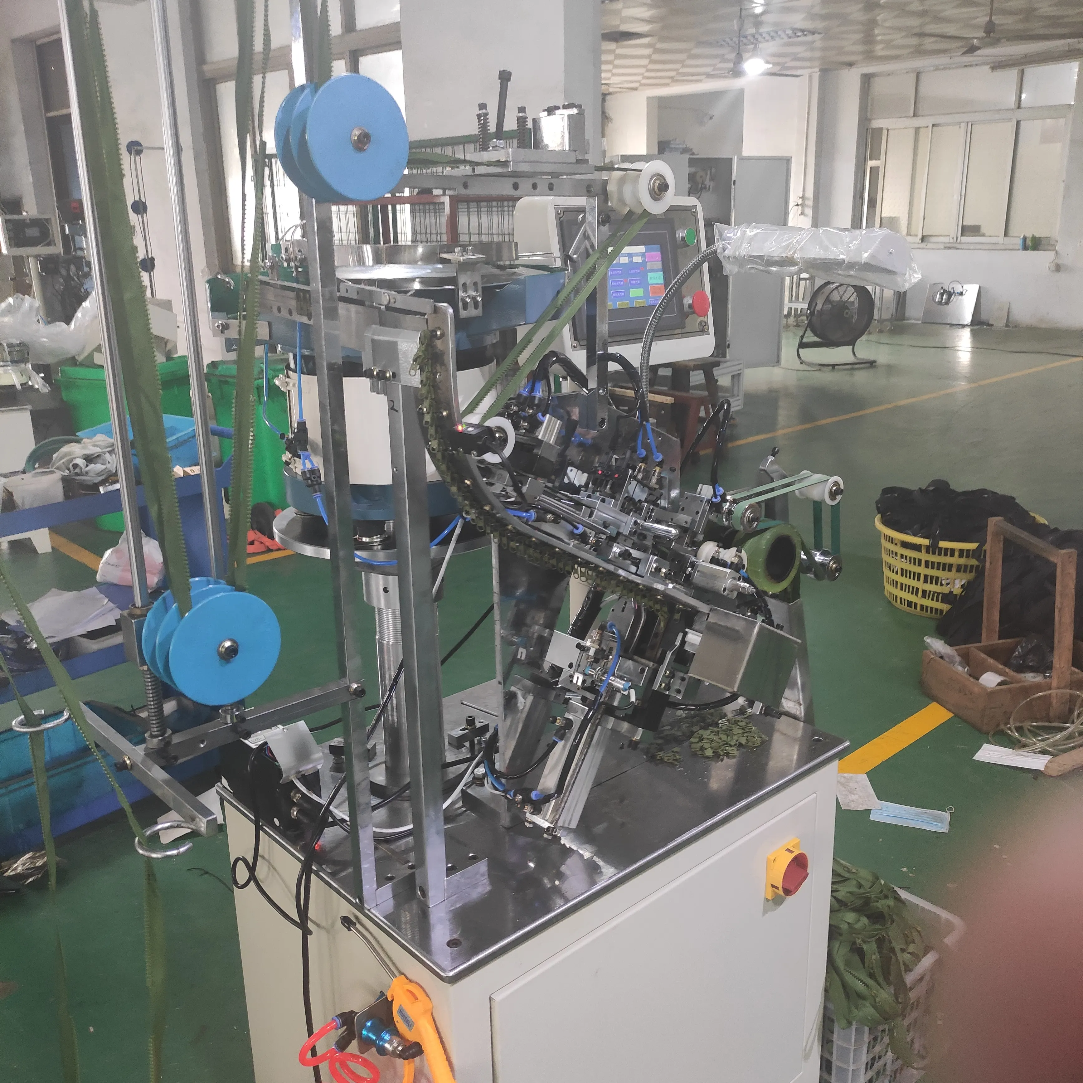  open zipper fancy slider mounting machine(long chain combine