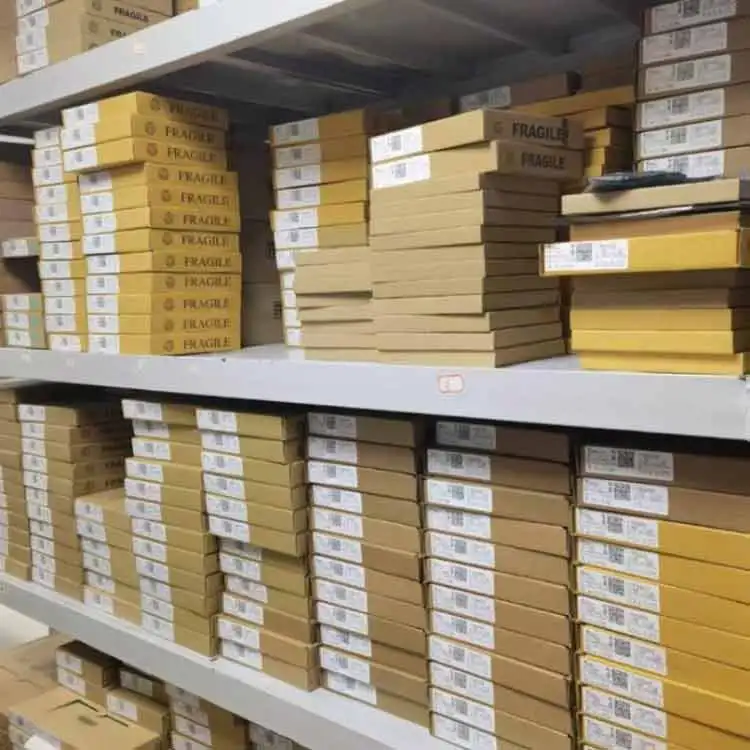 New Original Integrated Circuit 	Audio D/A Converter ICs	DIP	PCM54HP