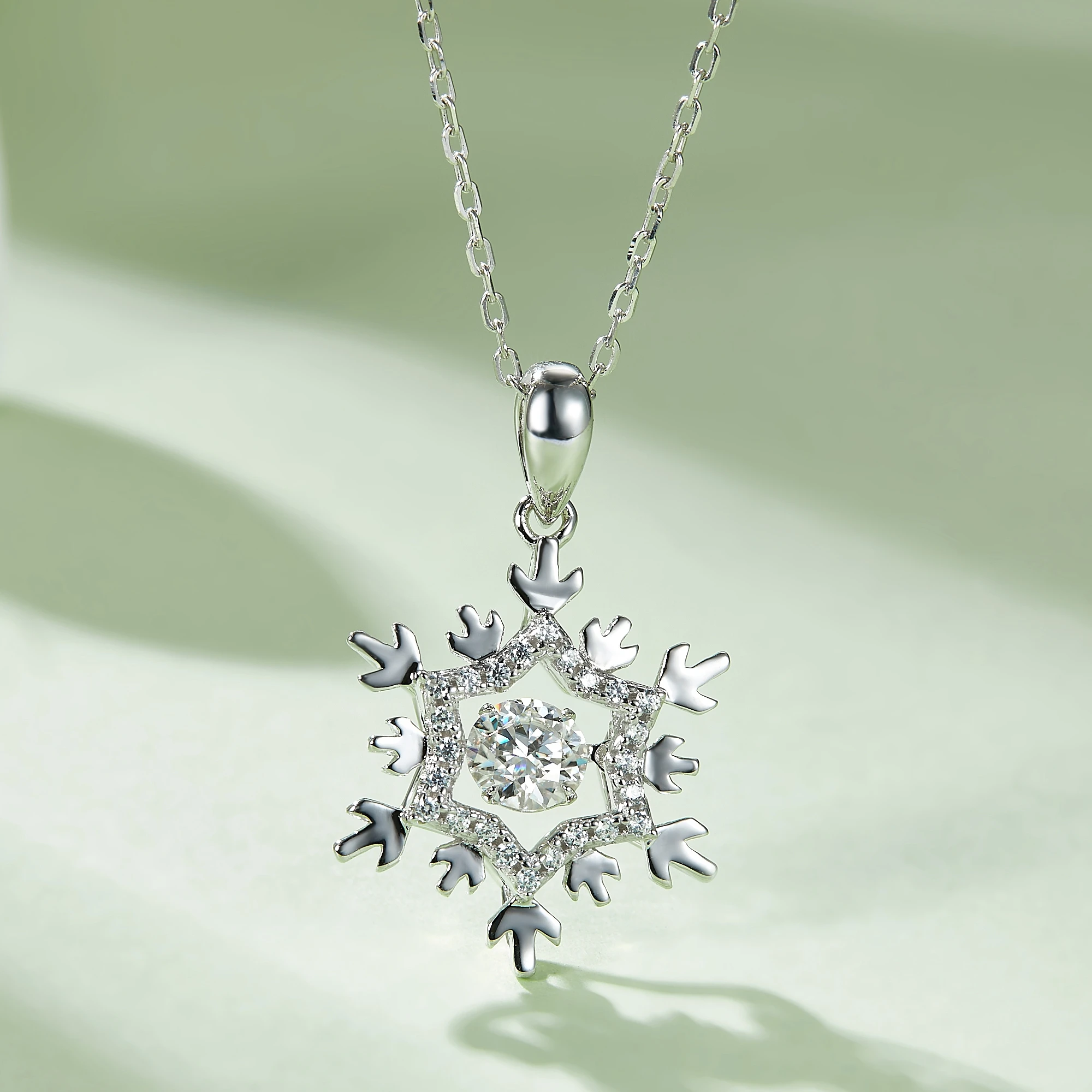 Qianjian Fine Jewelry New Trendy 925 Sterling Silver Lady Women Moissanite Diamond Exquisite Necklace