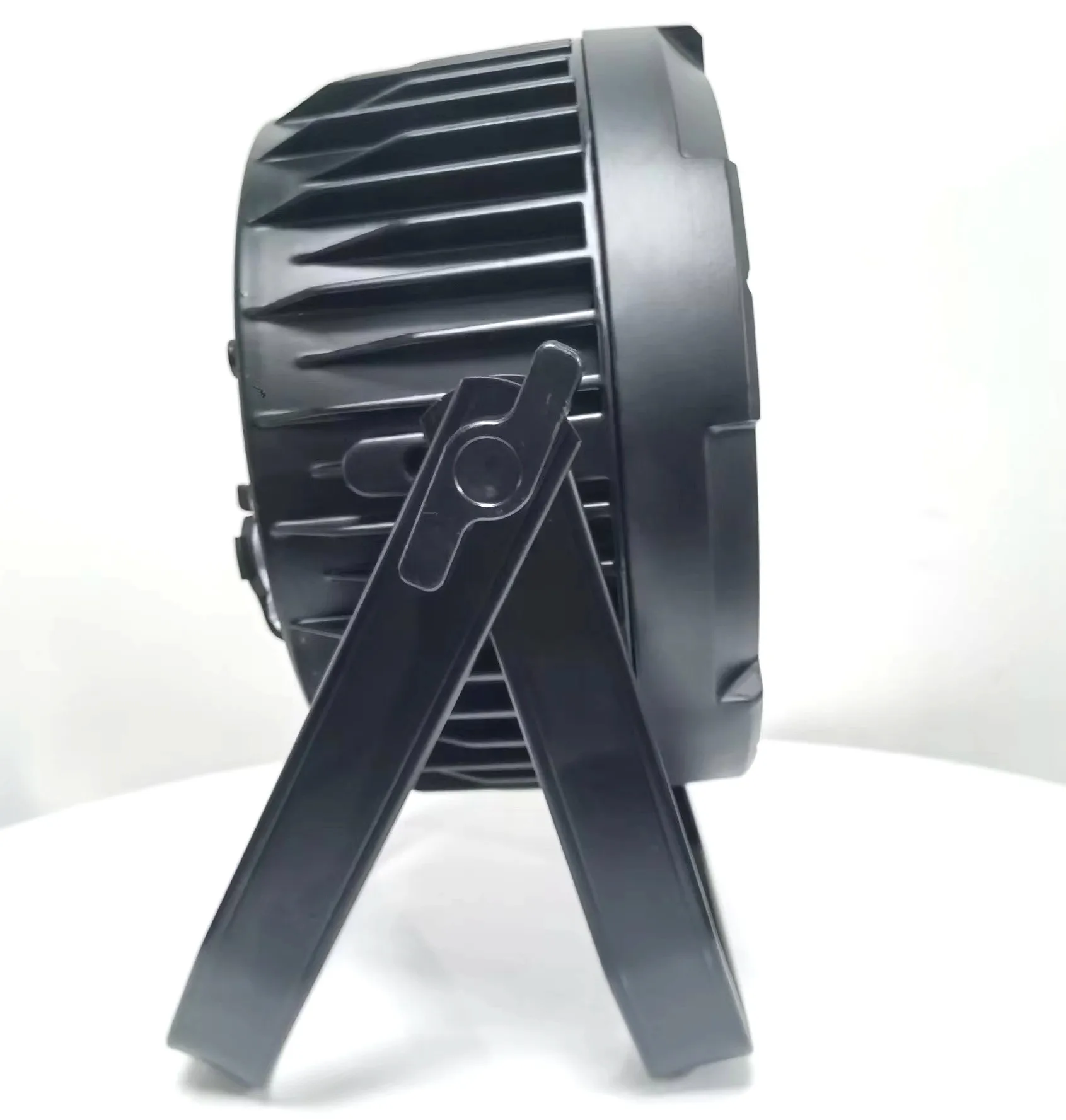Высокая яркость 6/10Ch Ip65 беспроводной Dmx аккумулятор 9X18W Rgbwauv 6-в-1 светодиодный светильник