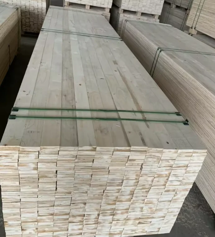 Highgrade building materials Laminated Veneer Lumber LVL Product grade  E10 E12 E13 E15  Each strength is customizable to buyers