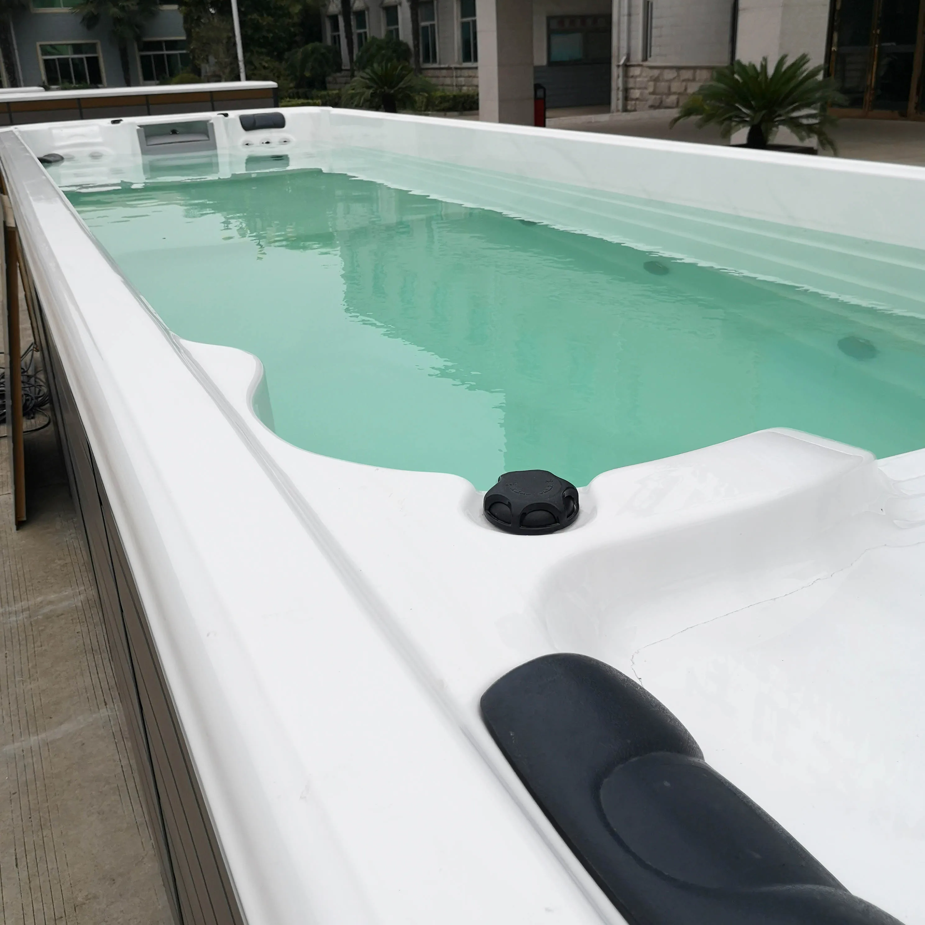 BG-6623 Bestway Endless Piscine Swimming Whirlpool with Sex Massage Counter flows Swim Spa Pool