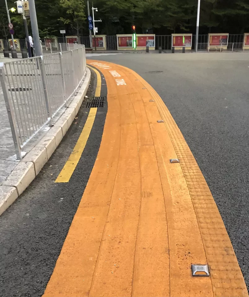 Hot Sell Road Stud with 43-Bead Reflector Two Ways Factory Price Cat Eye Road Stud Reflectors With Leg