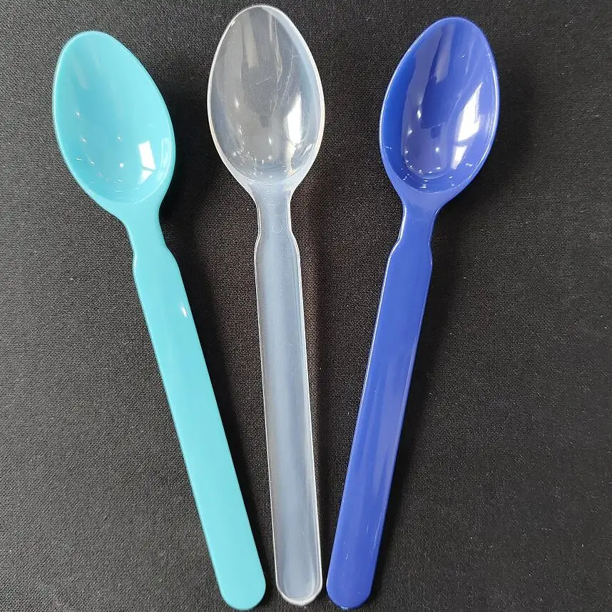 Low Price  factory  directly supply  15cm 4.2g Disposable Multi-Color  Plastic HD Dessert Yogurt Spoon