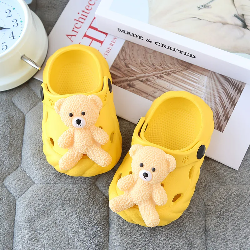 Cute Kids Croc Shoes High Quality Casual Shoes Non-slip Clogs Slippers Slides Lightweight Soft Sole Croc Sandals Boys Girls