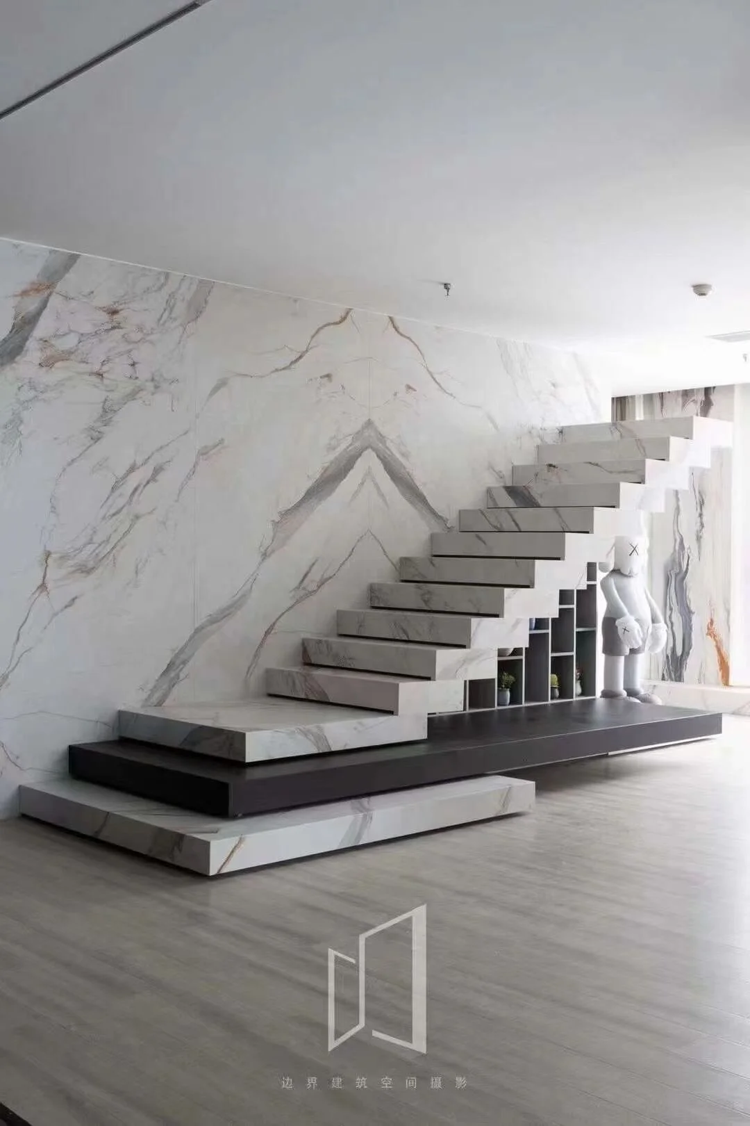 BOTON STONE Newest Hot Selling Spiral Stairs Cream Stair Treads Best Price Marble Spiral Staircase