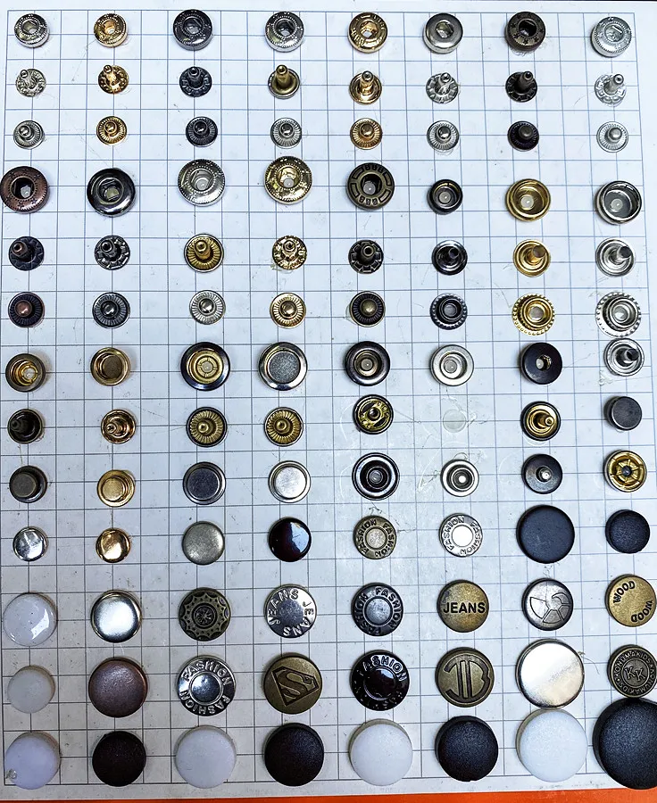 Button manufacturers sell the high quality custom black silver gold stud brass fasteners metal snap button