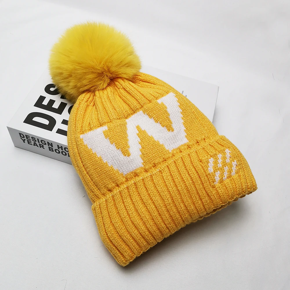 Вязаные шапки для мальчиков и девочек, детская зимняя теплая шапка с начесом и подкладкой, Шапка-бини с жаккардовыми буквами для малышей на заказ с помпоном