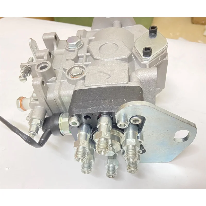 Auto Engine Parts Fuel Injection Pump 22100-1C190 For Toyota Land Cruiser Coaster 1HZ