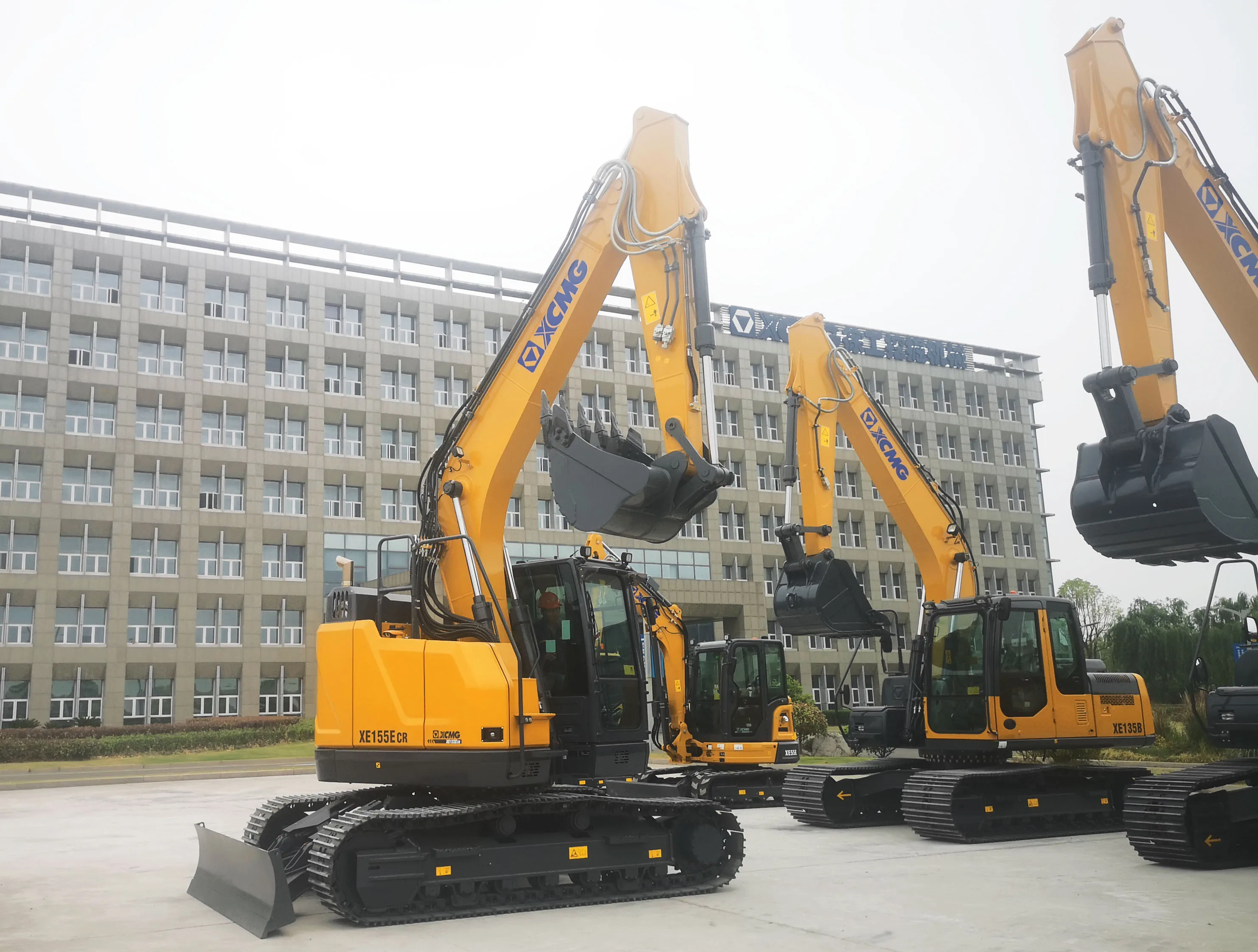 Официальный гидравлический экскаватор XCMG XE155ECR Euro V 16 тонн из Китая