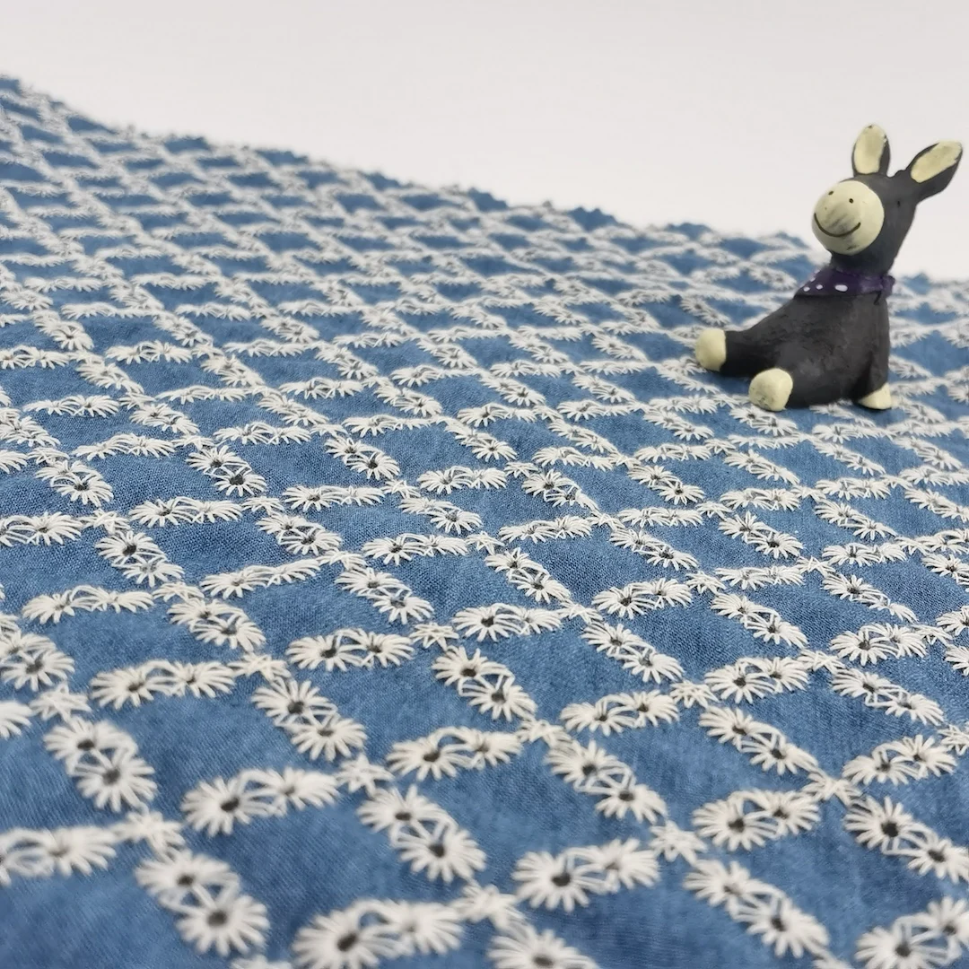 Новинка 2021, джинсовая вышитая ткань с ушками для джинсов, юбки, шорт, платья