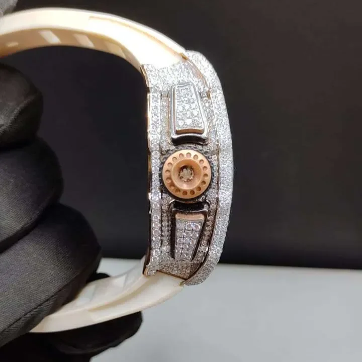 Top Quality VVS Diamond Watch for Unisex with Automatic Moissanite Watch for Men Available at Affordable Price